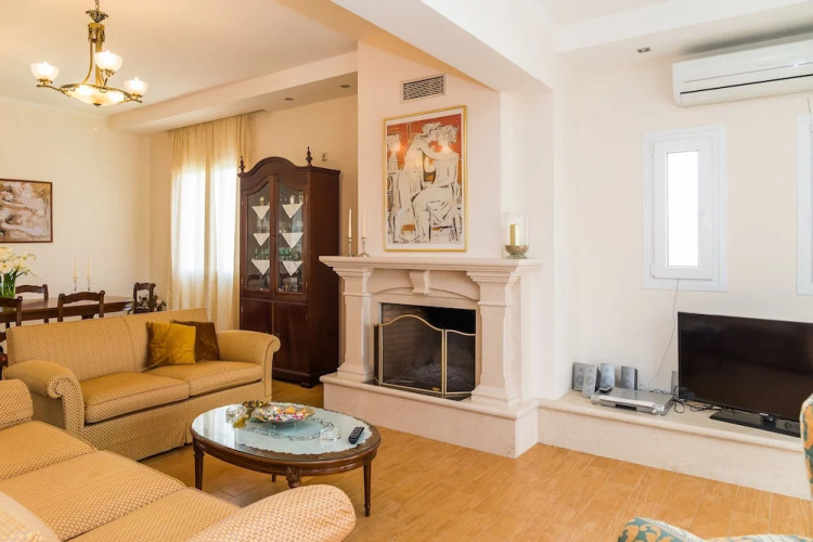 Onar MansionOver view