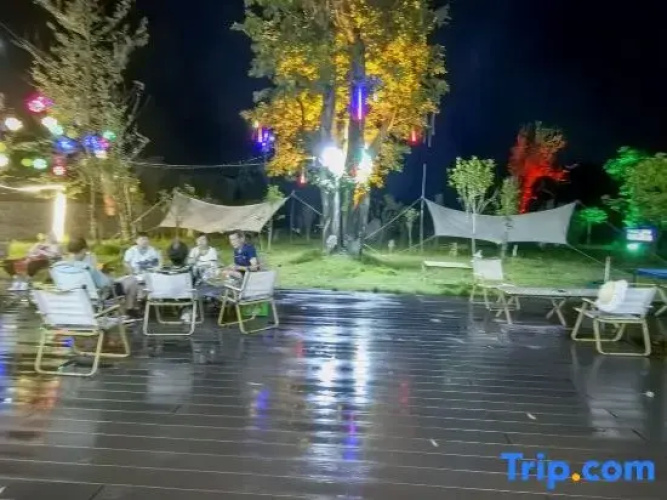 Yunli Chanyang Homestay (Jinfo Mountain)