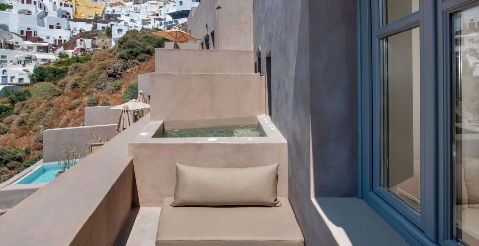 Old Castle Oia