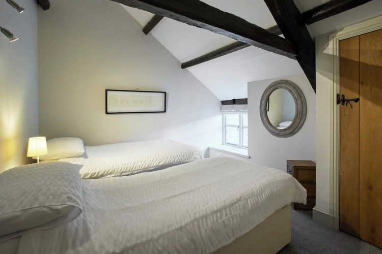Host Stay Derwent