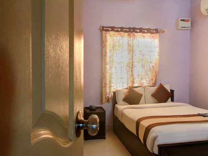 OYO 8282 Heritage Residency