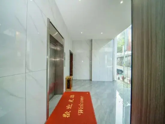 Phoenix World Phoenix Building 5 Hotel