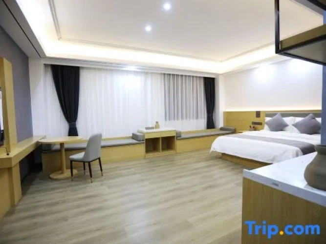 Deluxe Single room