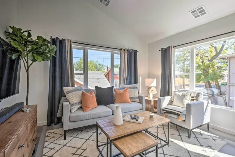 2 Bedrooms Cottage