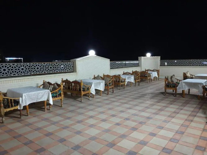 Sharq plaza