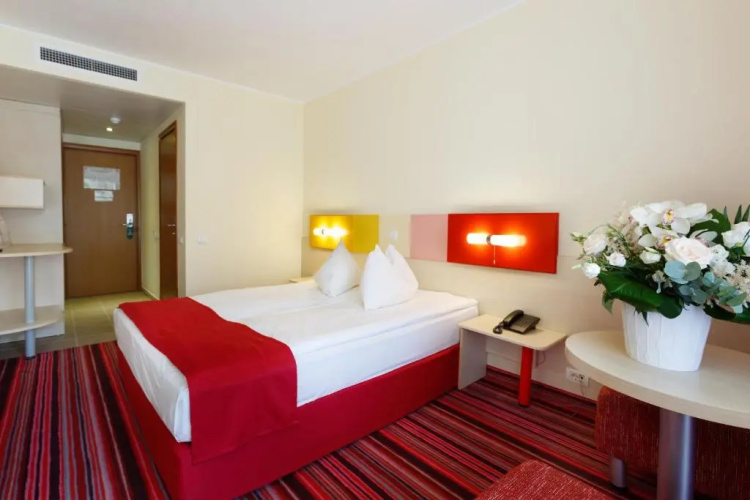 Zenith Hotel Conference & Spa