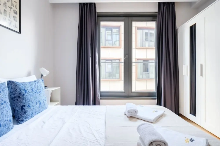1 Bedroom Deluxe Apartment with city view
