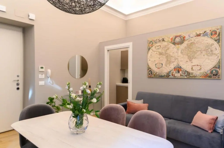 Standard Quadruple room with garden view