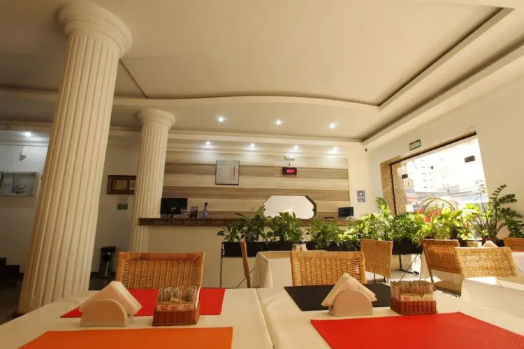 Gran Chevalier Hotel