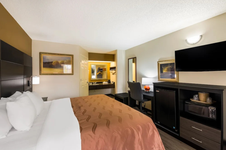 Quality Inn