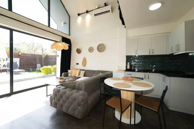 Monk Livingspace
