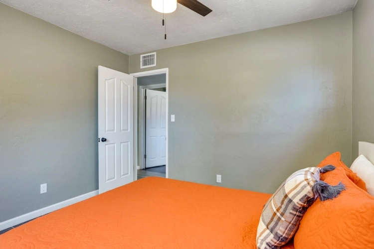 3 Bedrooms Cottage