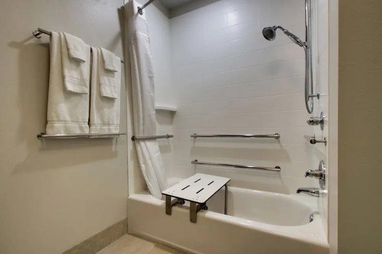 Quadruple Suite