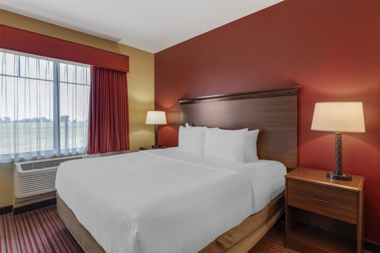 Best Western Plus Hudson Hotel & Suites