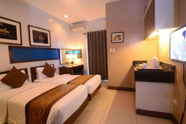 Hotel 878 Libis