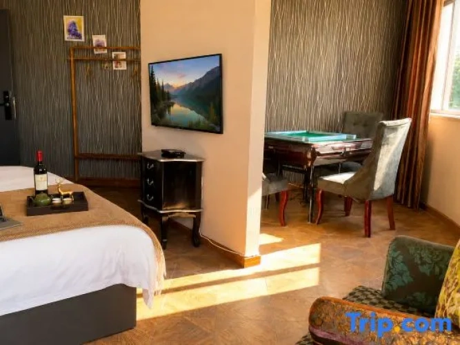 Double Suite