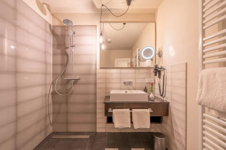 Logis Hotel QUARTIER 5