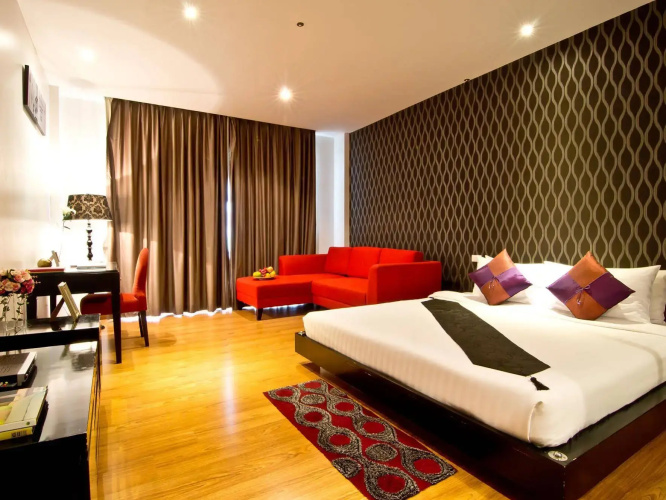 Glitz Bangkok Hotel