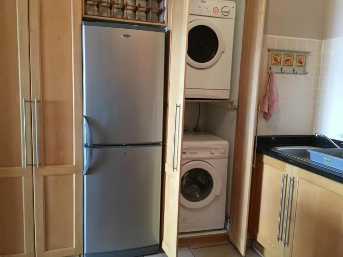 2 Bedrooms Apartment