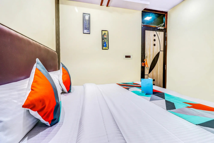 FabHotel Gazal Residency