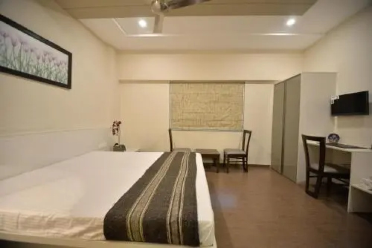 Naman Hotel