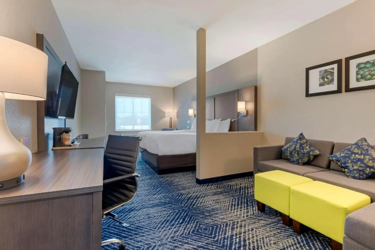 Double Suite