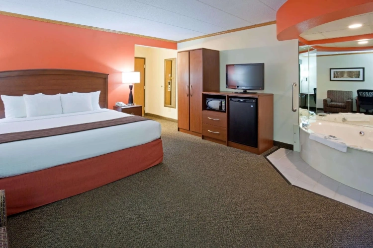 Deluxe Double Suite