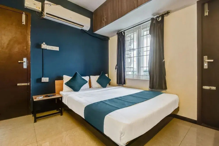 OYO Flagship 24155 FCI Nagar