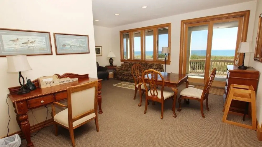 Wellfleet - 6 Br Home