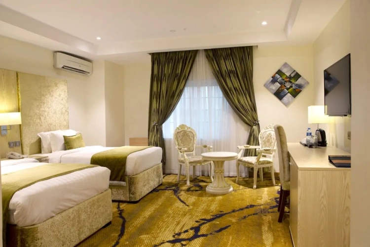 Deluxe Twin room