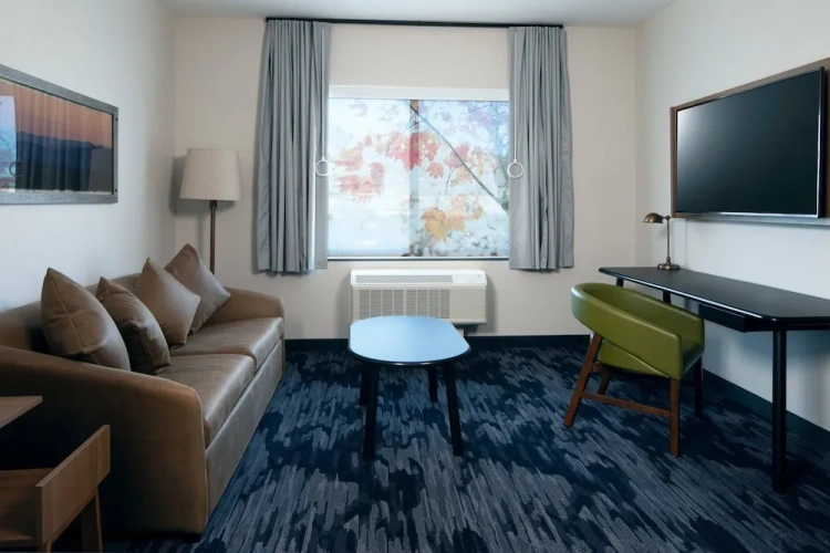 Quadruple Suite