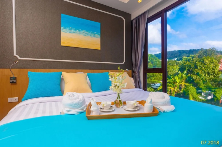 Aristo 2 Beach Front - by Holy Cow 318