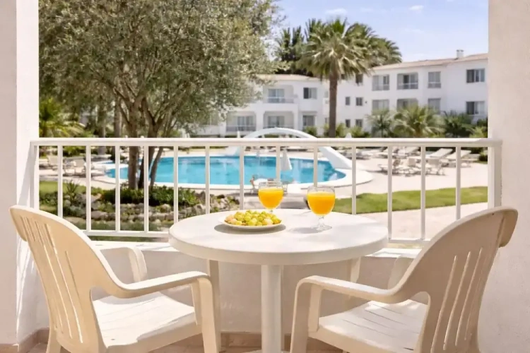 Club Apartment