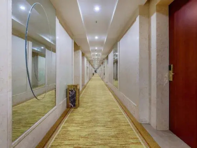 Aoti Hotel