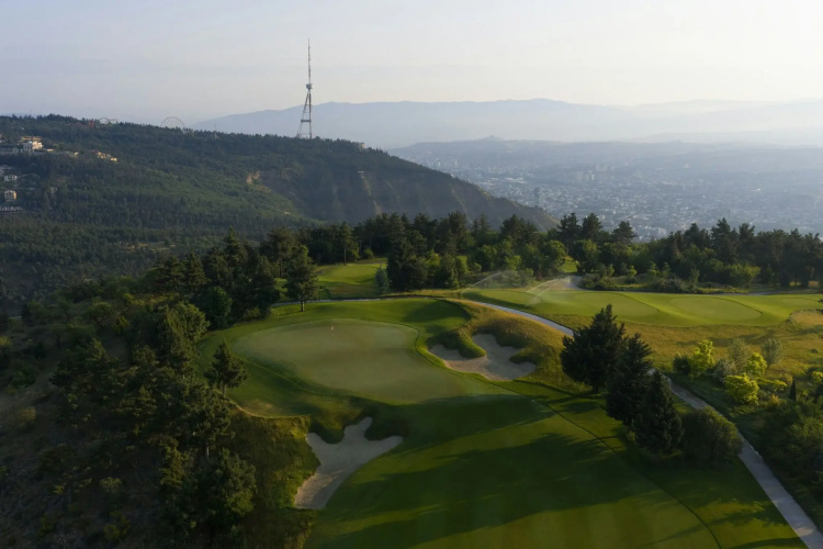 Paragraph Golf & Spa Tabori, Autograph Collection