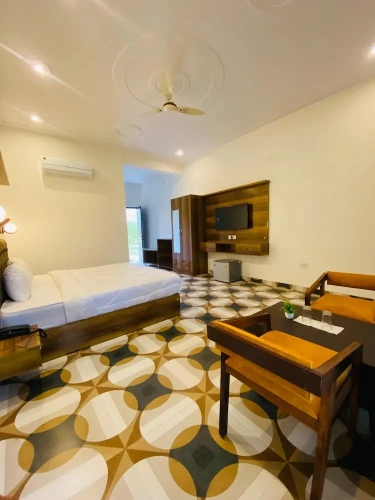Guest rooms