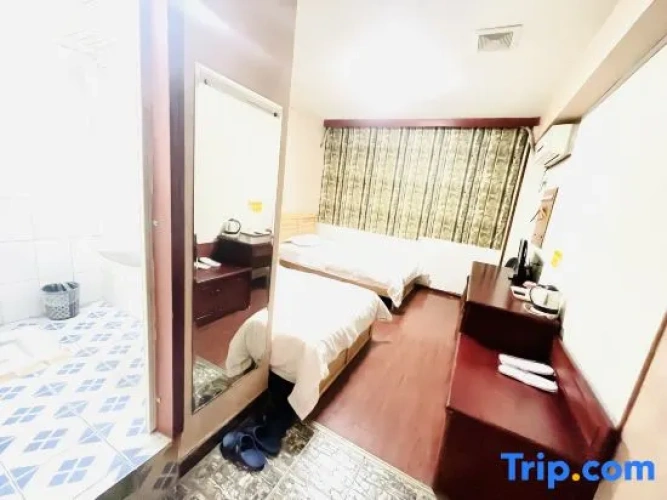 Economy Twin room