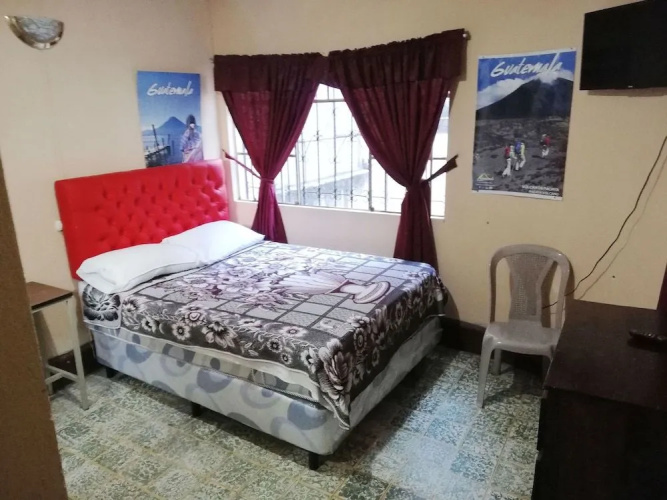 Hotel Estacion Gerona Bed & Breakfast