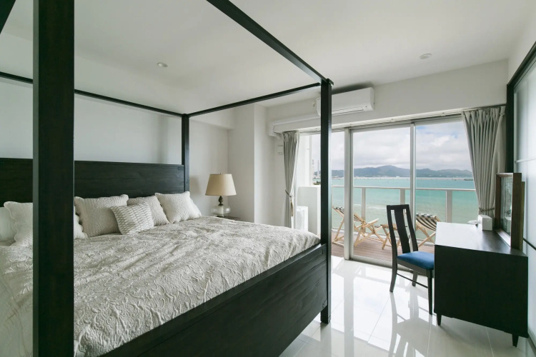 Hideout Okinawa Uruma