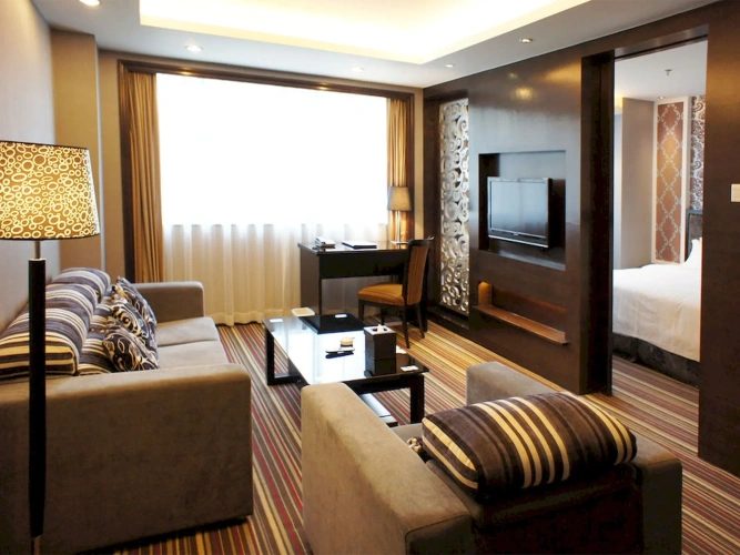 Luxury Suite