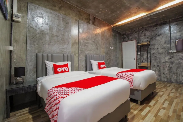 OYO 715 Apartment Khunpu