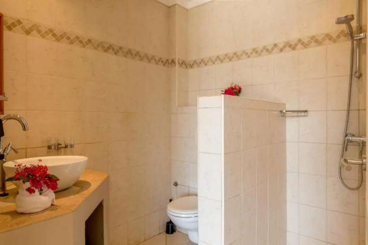 Luxury Studio Rough Scad at Den Laman