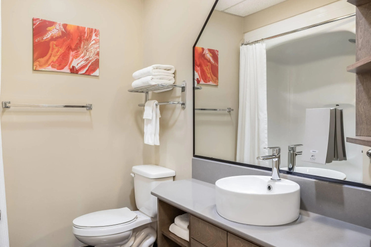 Days Inn by Wyndham Berthierville photo 9