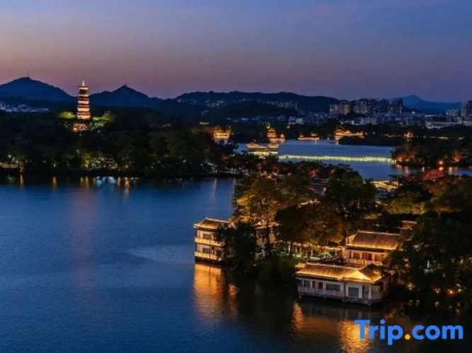 Huizhou Hotel