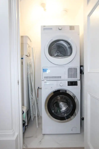 1 Kings Road Executive Studio Apartment