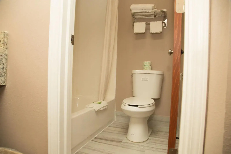 Executive Inn