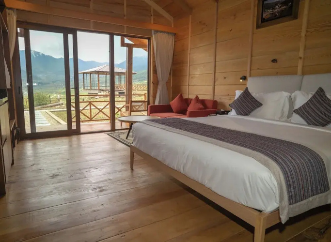 Gangtey Pinewood Resort