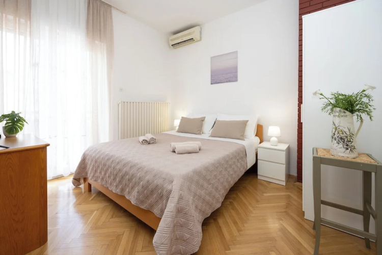Double bed Room With Private Bathroom and Balcony