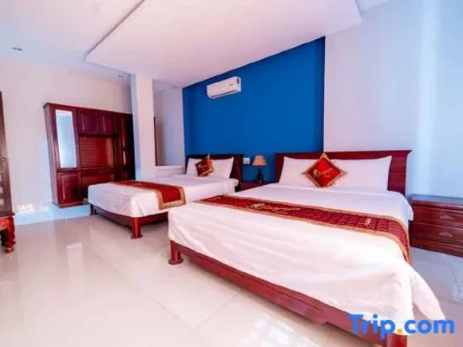 Standard Family room with view