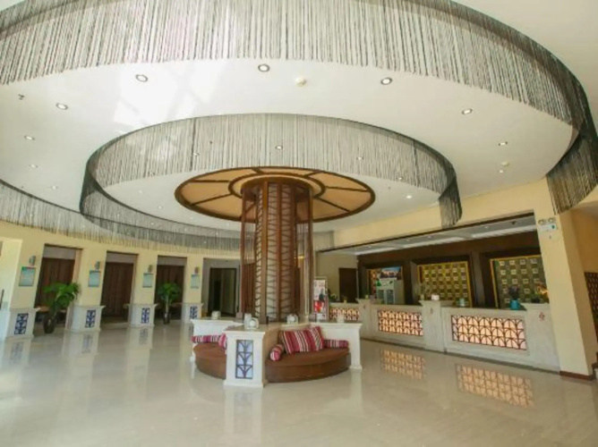 Xianshan Liuyun Holiday Hotel